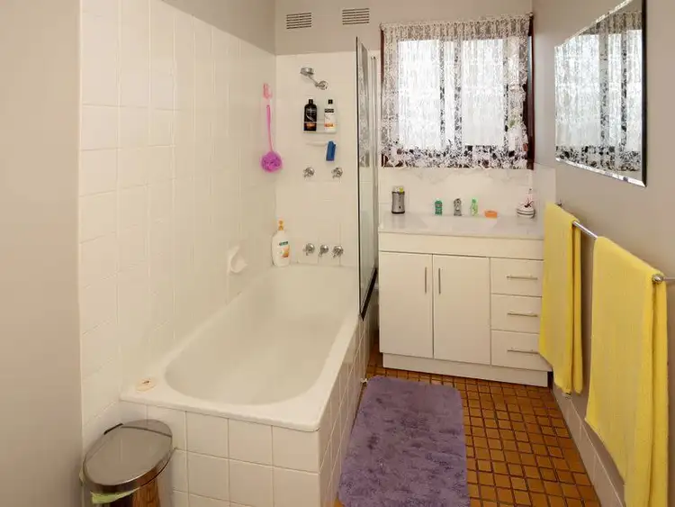 Fourth view of Homely unit listing, Unit 6/7 Langdon Avenue, Wagga Wagga NSW 2650