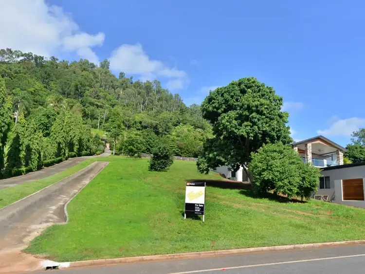 3B Brinsmead Road, Kanimbla QLD 4870