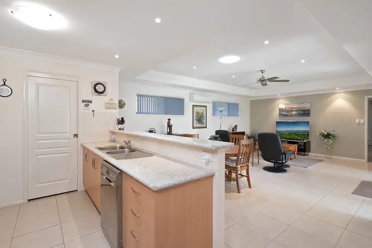 Fifth view of Homely house listing, 2 Pitman Place, Redland Bay QLD 4165