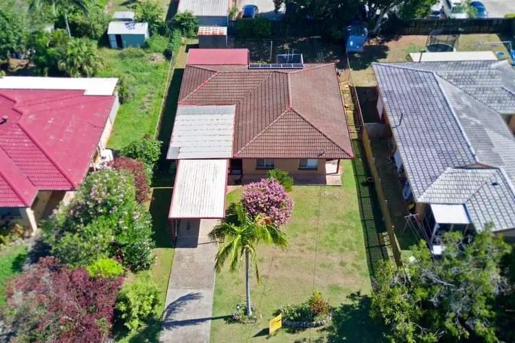 Second view of Homely house listing, 4 Michelle Court, Cleveland QLD 4163