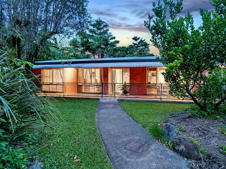1 Byrnes Close, Whitfield QLD 4870
