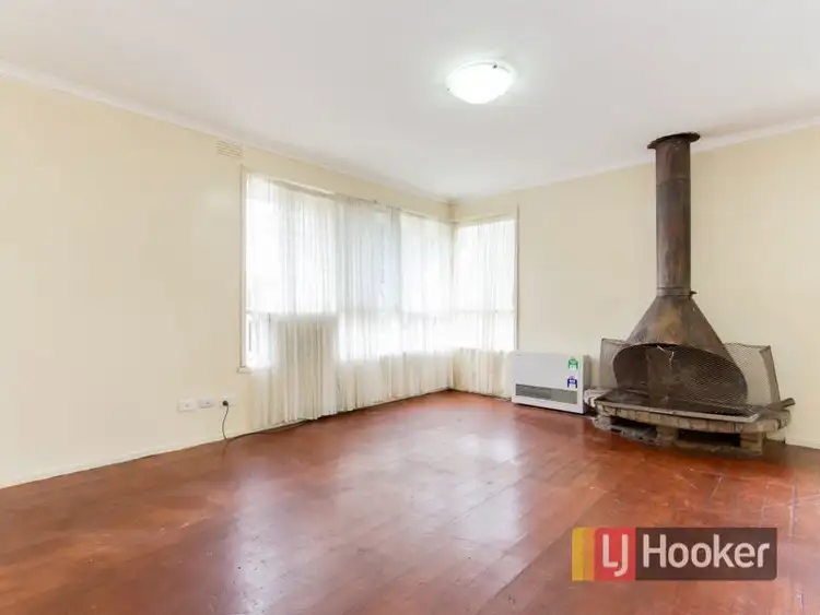 Fourth view of Homely house listing, 10 Fairbane Road, Cranbourne VIC 3977