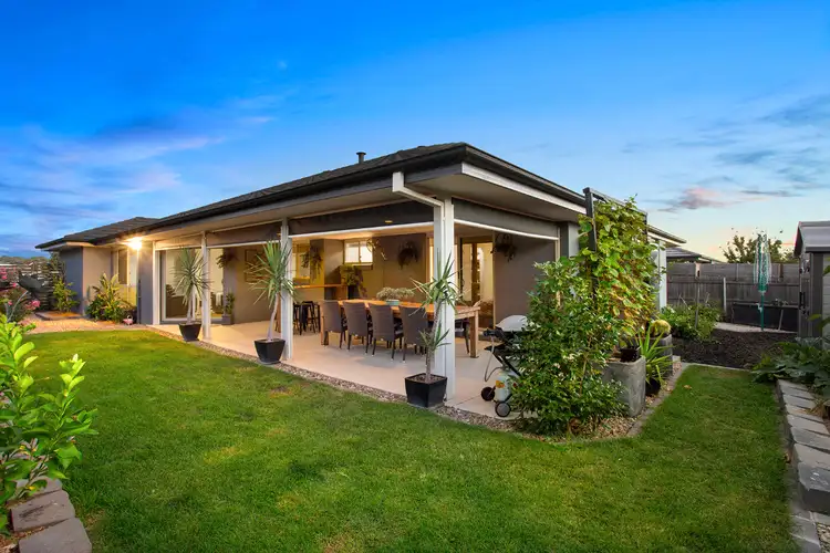33 Phyllis Frost Street, Forde ACT 2914