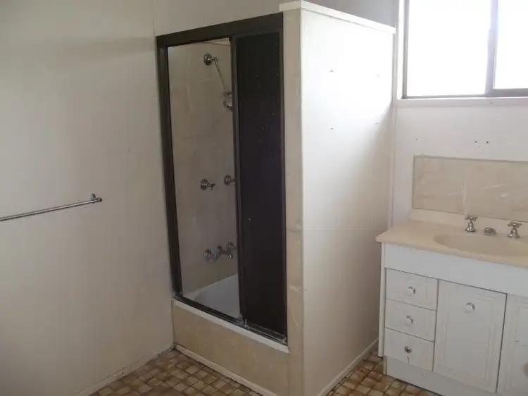 Sixth view of Homely house listing, 10 Blamey Street, Clermont QLD 4721