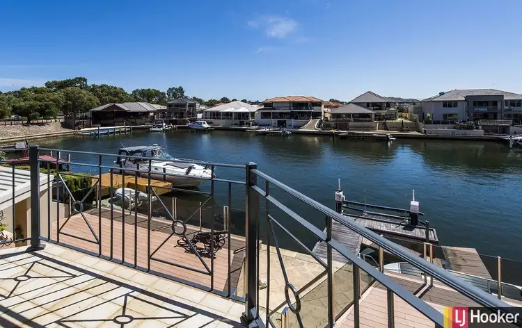 18 Santavea Mews, Halls Head WA 6210