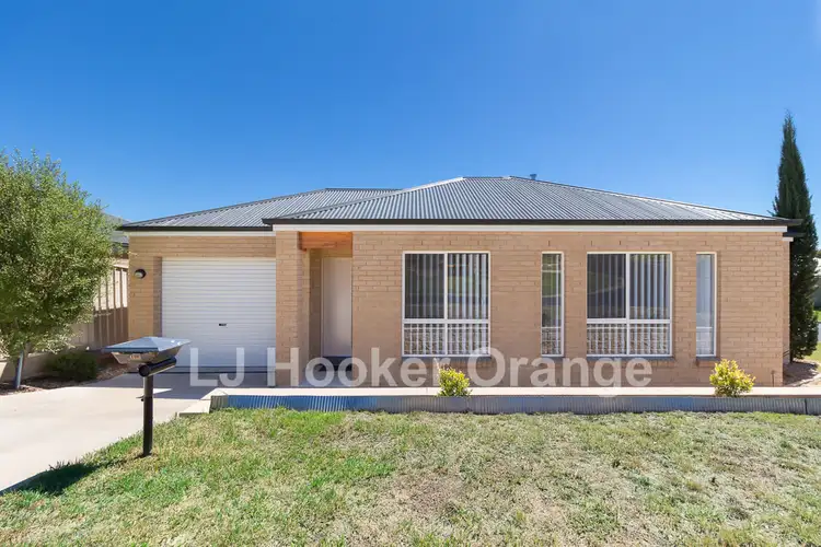 71 Brooklands Drive, Orange NSW 2800