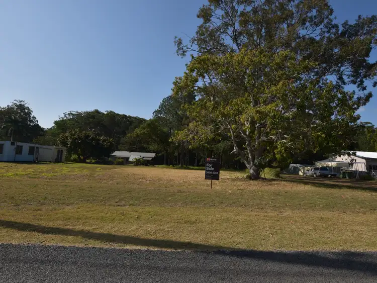 13 Robert Street, Russell Island QLD 4184