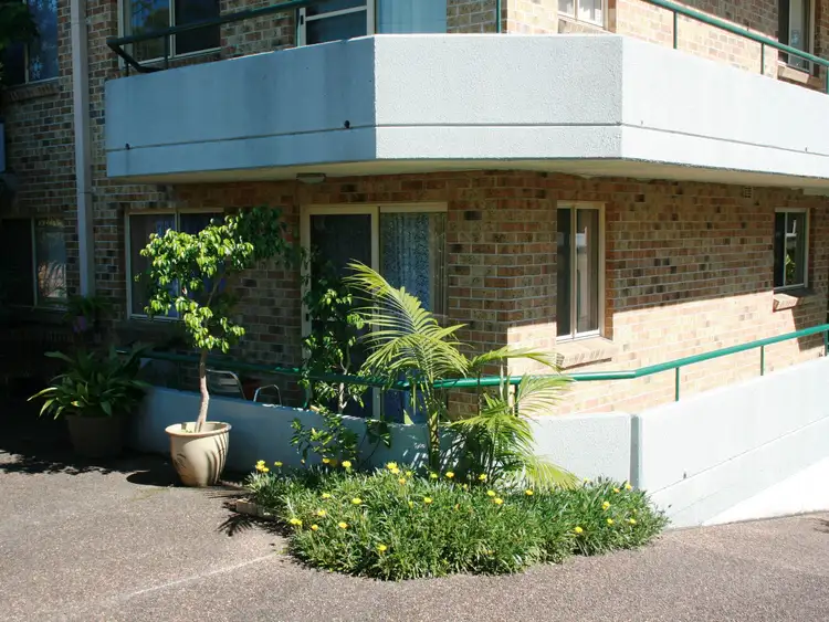 2/70 Karalta Road, Erina NSW 2250