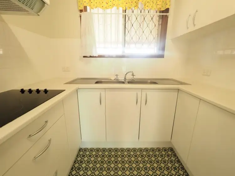 Seventh view of Homely unit listing, 4/16 Thirteenth Avenue, Palm Beach QLD 4221