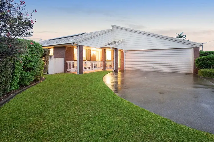 Third view of Homely house listing, 5 Lexlen Court, Cleveland QLD 4163
