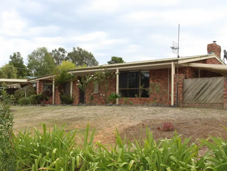 Second view of Homely house listing, 14 Savage Court, Eildon VIC 3713