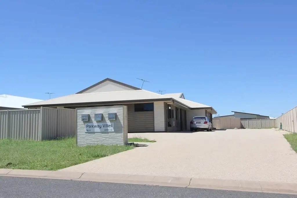 Main view of Homely unit listing, 2/4 Parkway Street, Emerald QLD 4720