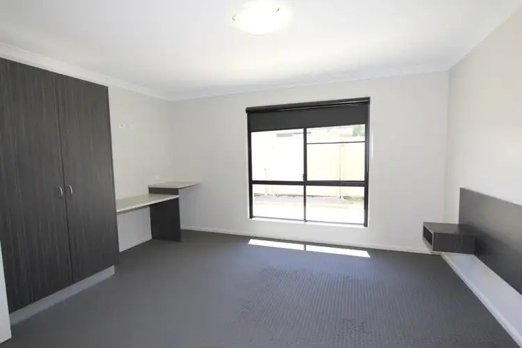 Seventh view of Homely unit listing, 2/4 Parkway Street, Emerald QLD 4720