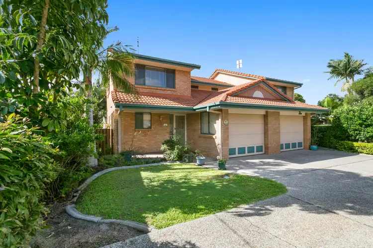 4/15 Gordon Street, Labrador QLD 4215