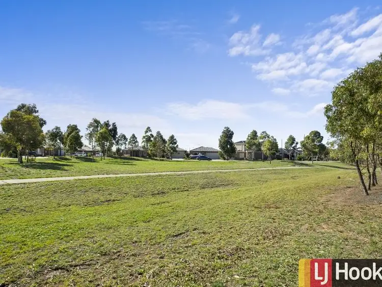 Seventh view of Homely house listing, 2/13 Bellinger Crescent, Wyndham Vale VIC 3024