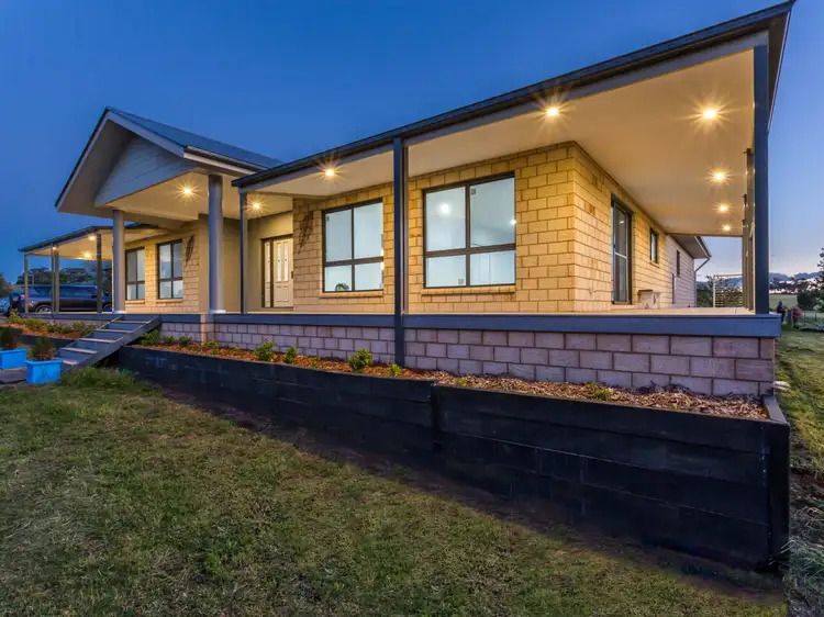 30 Kangaroo Flat Road, Cowra NSW 2794