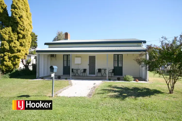 86 Granville Street, Inverell NSW 2360