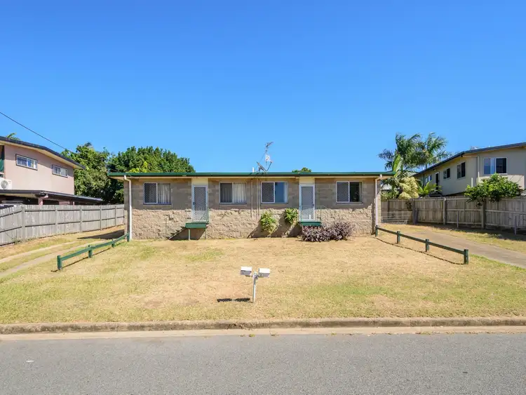 Unit 1-2/14 McDonald Street, Clinton QLD 4680