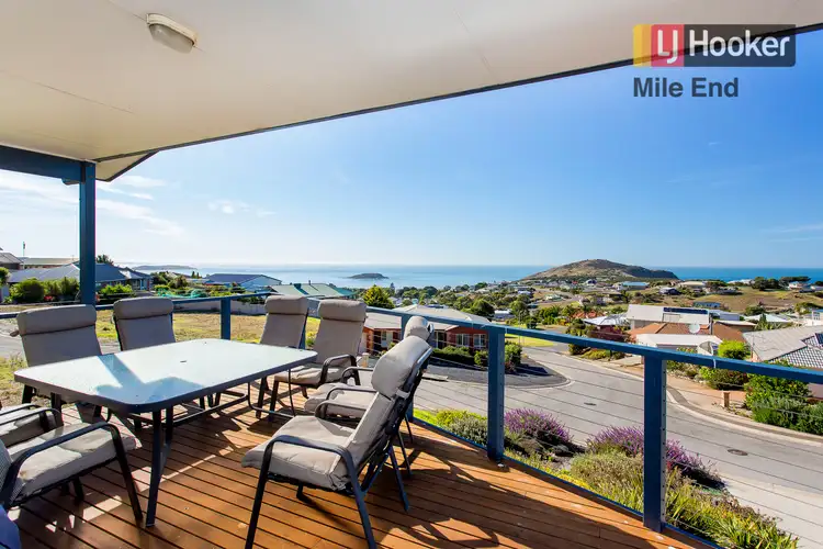 20 Orca Place, Encounter Bay SA 5211