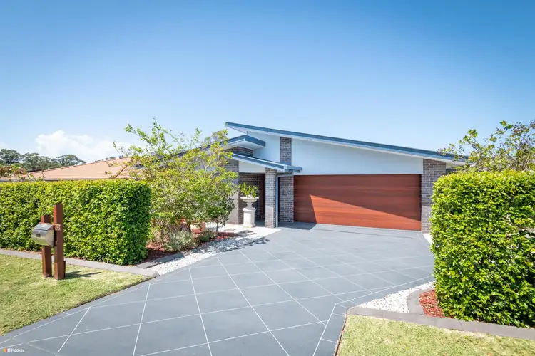 68 Admiralty Drive, Safety Beach NSW 2456