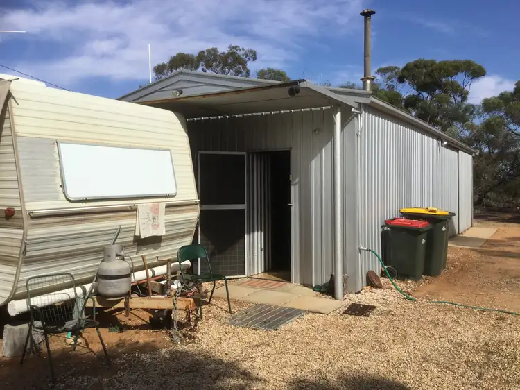 18 Rawnsley Road, Loveday SA 5345