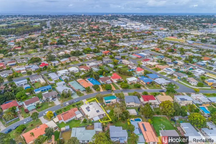 Second view of Homely semi-detached listing, 1/6 Prenter Crescent, Kippa-ring QLD 4021