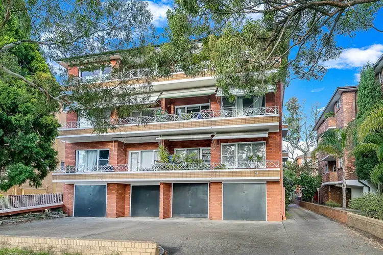 Main view of Homely unit listing, 10/30 Crawford Road, Brighton-le-sands NSW 2216