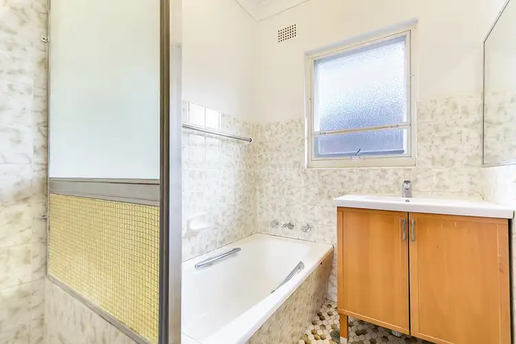 Fifth view of Homely unit listing, 10/30 Crawford Road, Brighton-le-sands NSW 2216