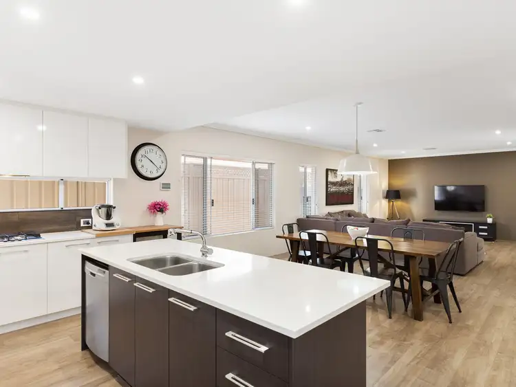 Third view of Homely house listing, 16 Knox Cove, Wilson WA 6107