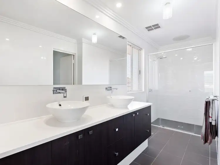 Sixth view of Homely house listing, 16 Knox Cove, Wilson WA 6107