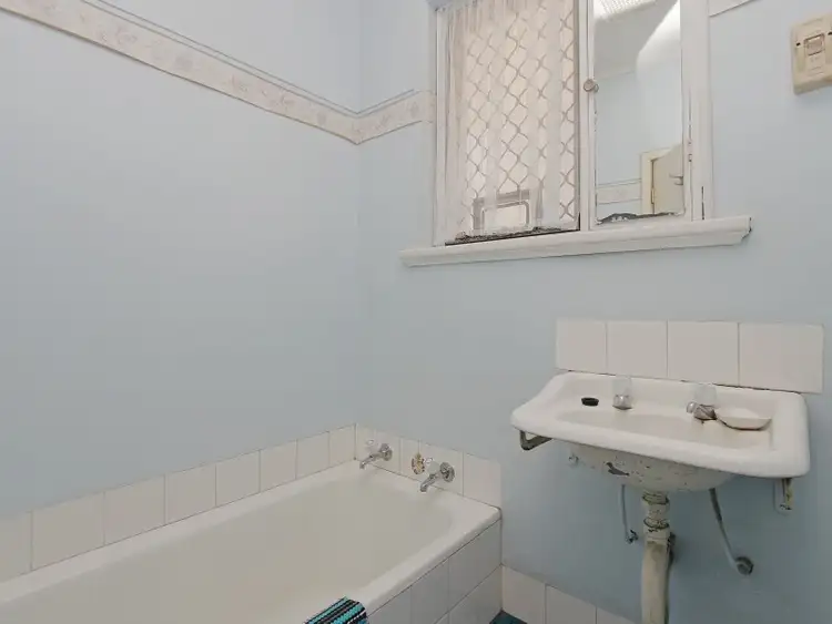 Fifth view of Homely house listing, 25 Thornlie Avenue, Thornlie WA 6108