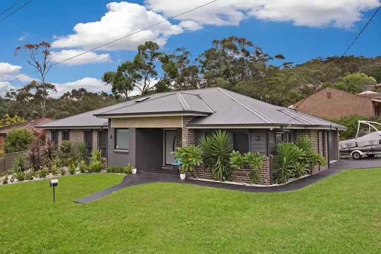 114 Hall Parade, Hazelbrook NSW 2779