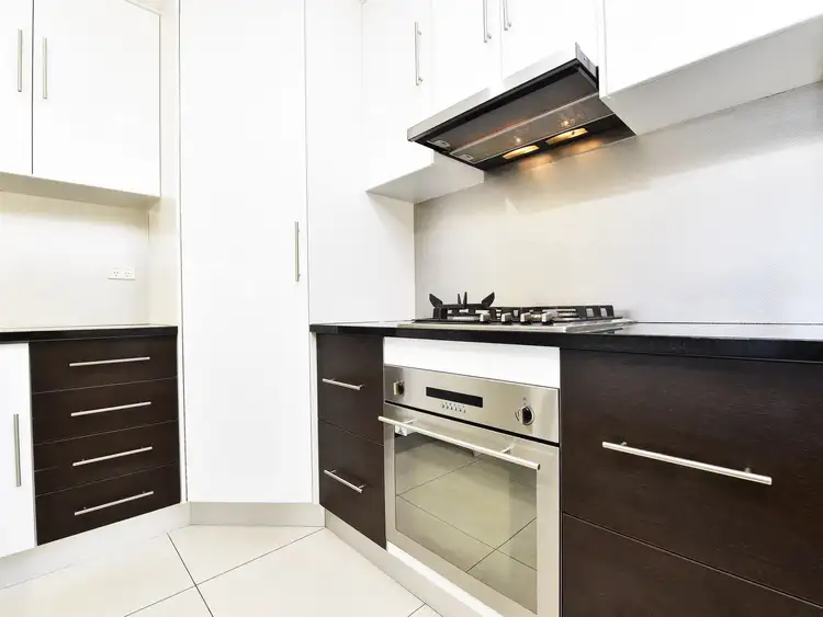 Fifth view of Homely townhouse listing, 5/4 Hawkins Court, Gillen NT 870