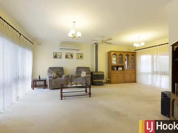 Third view of Homely house listing, 8 Maribyrnong Court, Werribee VIC 3030