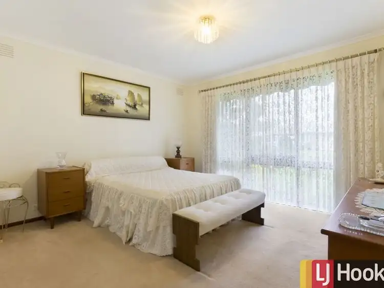 Sixth view of Homely house listing, 8 Maribyrnong Court, Werribee VIC 3030