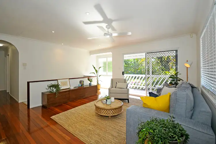 Fifth view of Homely house listing, 2 Carlyle Drive, Currumbin QLD 4223