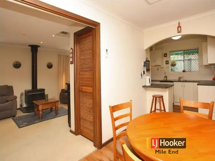 Fifth view of Homely house listing, 4 Falcon Court, Hallett Cove SA 5158