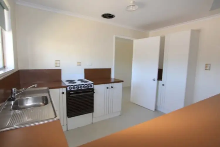 Fifth view of Homely house listing, 32 Harris St, Emerald QLD 4720