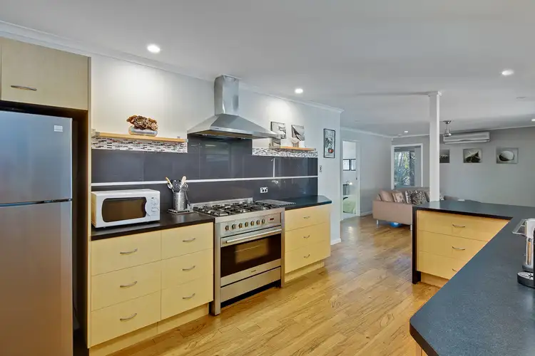 Fourth view of Homely house listing, 7 St Helena Court, Cleveland QLD 4163