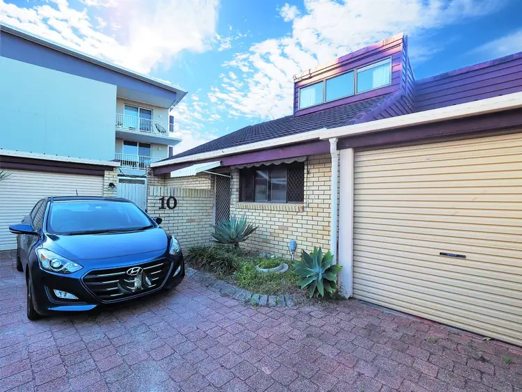 Main view of Homely villa listing, 10/7 Lind Avenue, Palm Beach QLD 4221