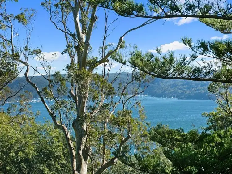 84 Riverview Road, Avalon Beach NSW 2107