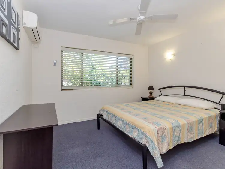 Fifth view of Homely unit listing, Unit 2/8 Roseberry Street, Gladstone Central QLD 4680