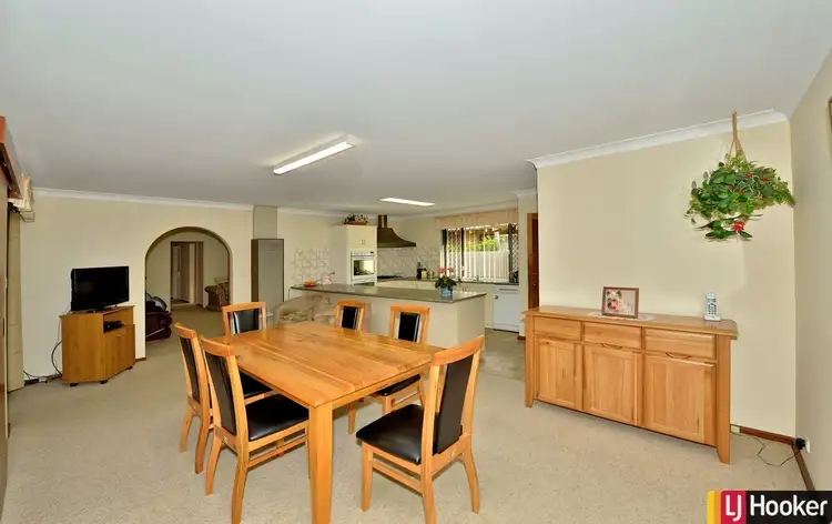 3 Leyburn Drive, Halls Head WA 6210