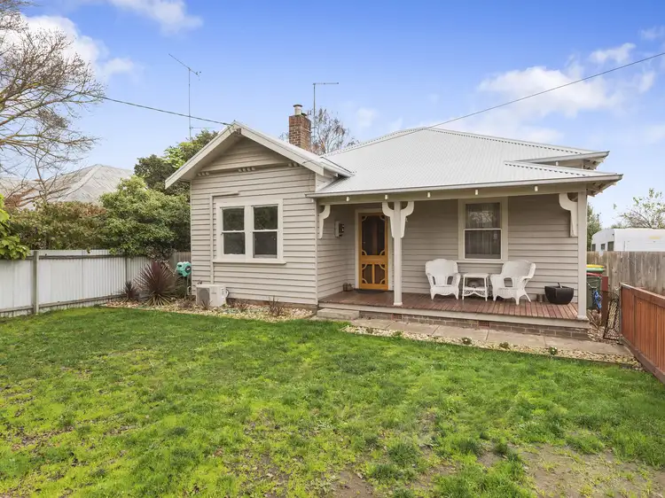 11 McLaughlin Street, Colac VIC 3250