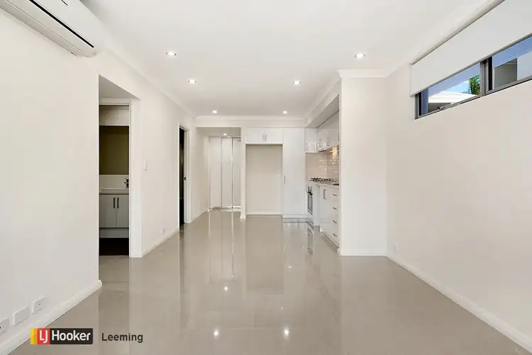 Sixth view of Homely house listing, 2/15 Emilia Street, Coolbellup WA 6163