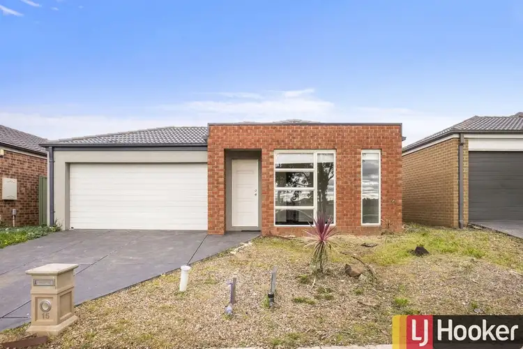 15 Manuka Grove, Wyndham Vale VIC 3024