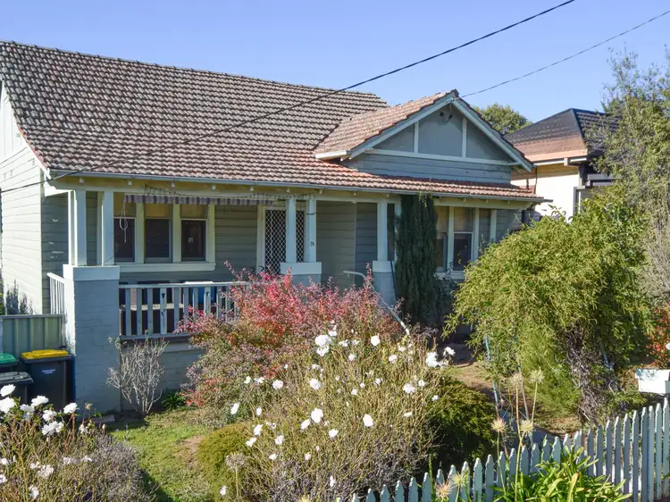74 Thornhill Street, Young NSW 2594