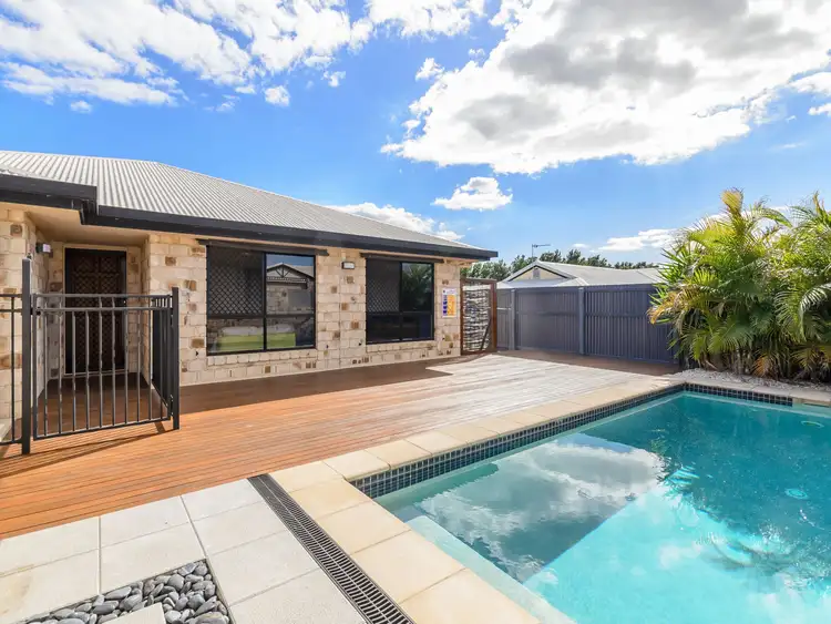 6 Dorinda Close, Clinton QLD 4680