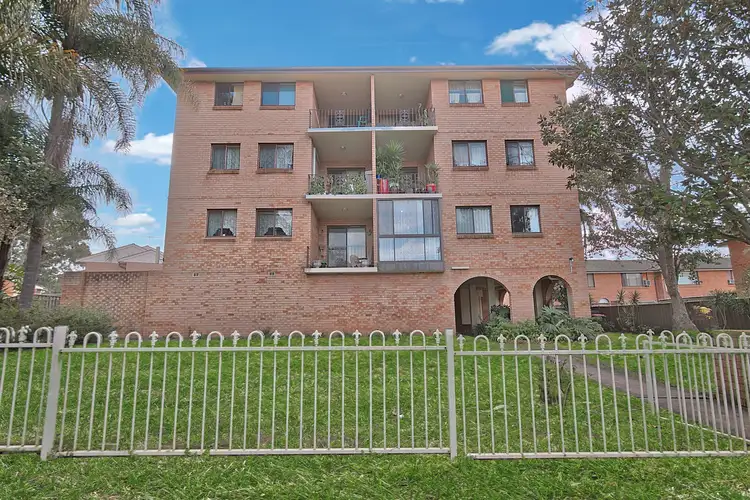 Second view of Homely unit listing, 4/9 Wilde Street, Carramar NSW 2163