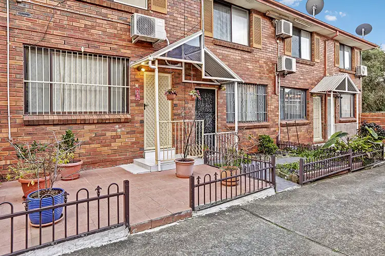 18/96 Longfield Street, Cabramatta NSW 2166